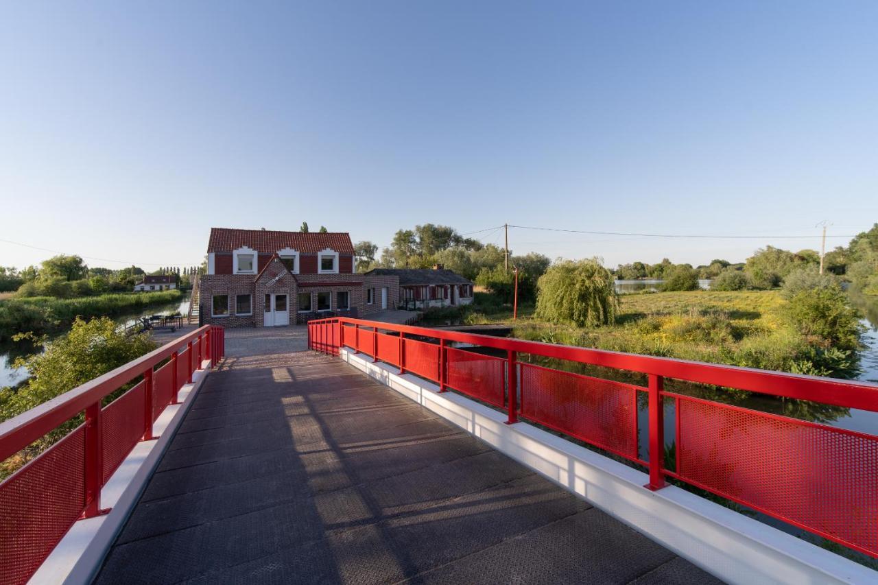 Le Moulin Rouge De Clairmarais "Le Heron" エクステリア 写真